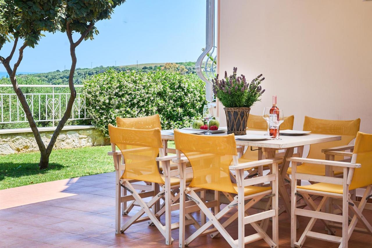 Villa Moma Palio Gerani Екстериор снимка