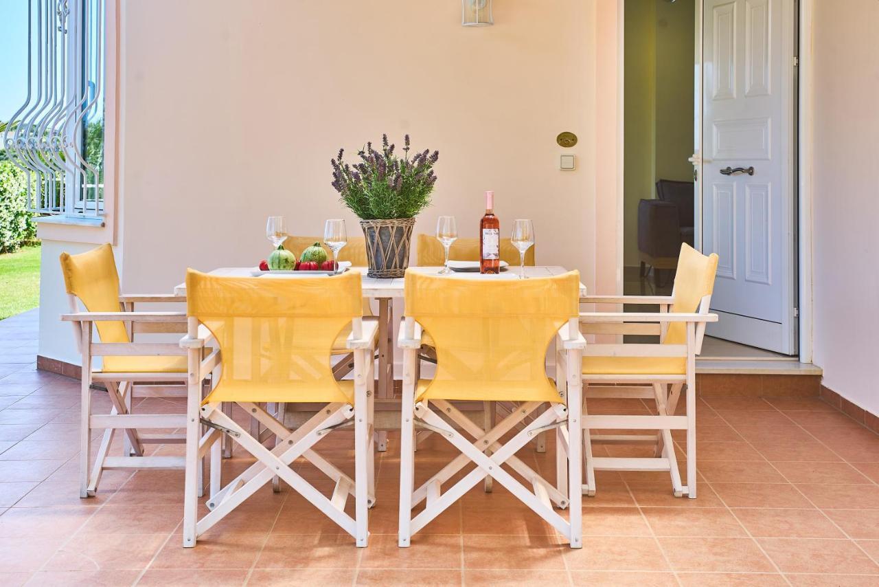 Villa Moma Palio Gerani Екстериор снимка