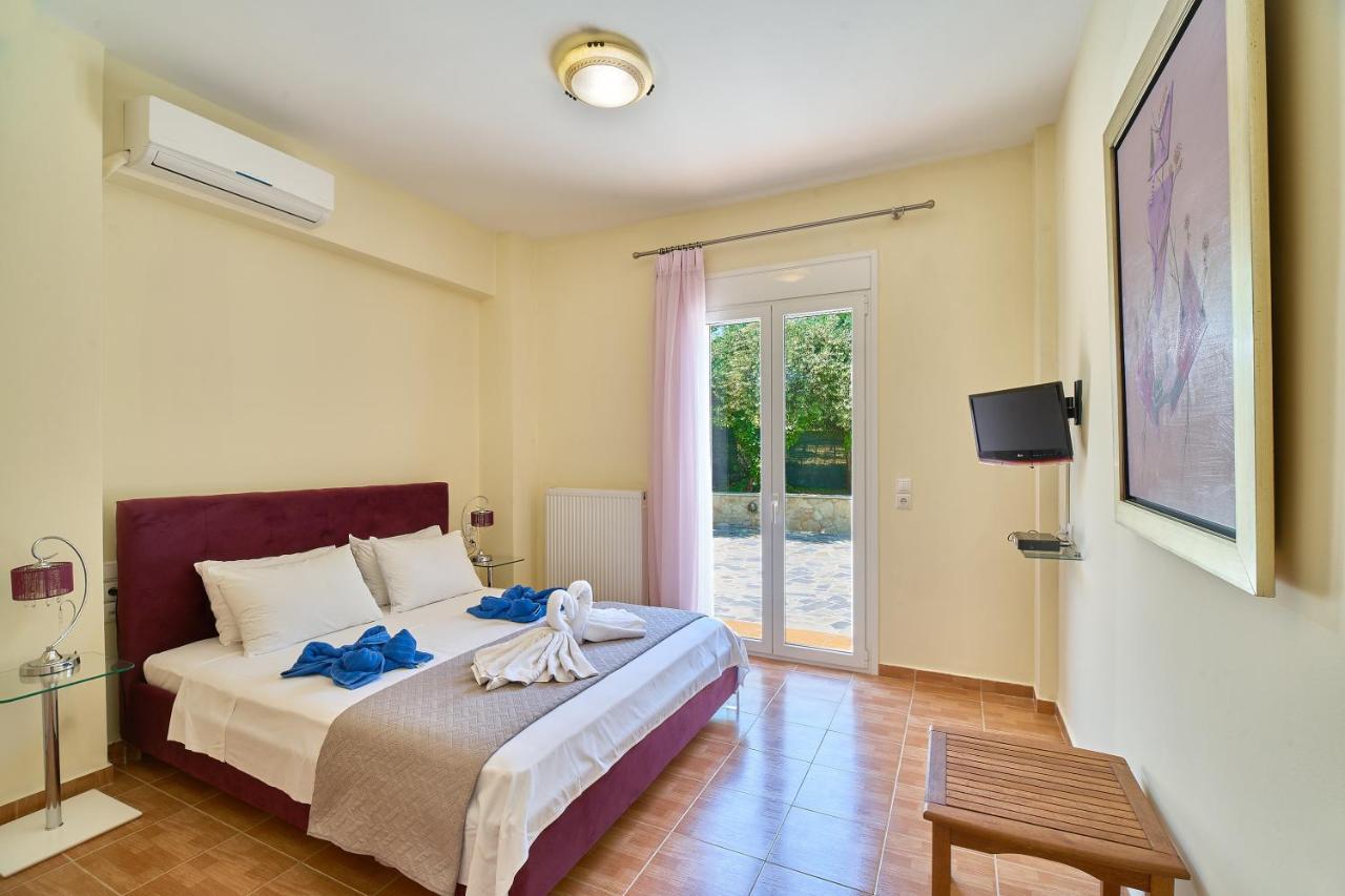Villa Moma Palio Gerani Екстериор снимка
