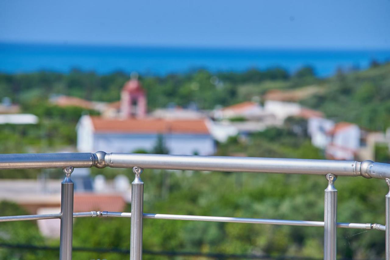Villa Moma Palio Gerani Екстериор снимка